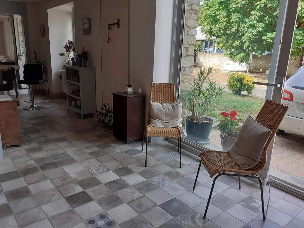 Les Trois Charmes Ξενοδοχείο Chaucenne Εξωτερικό φωτογραφία